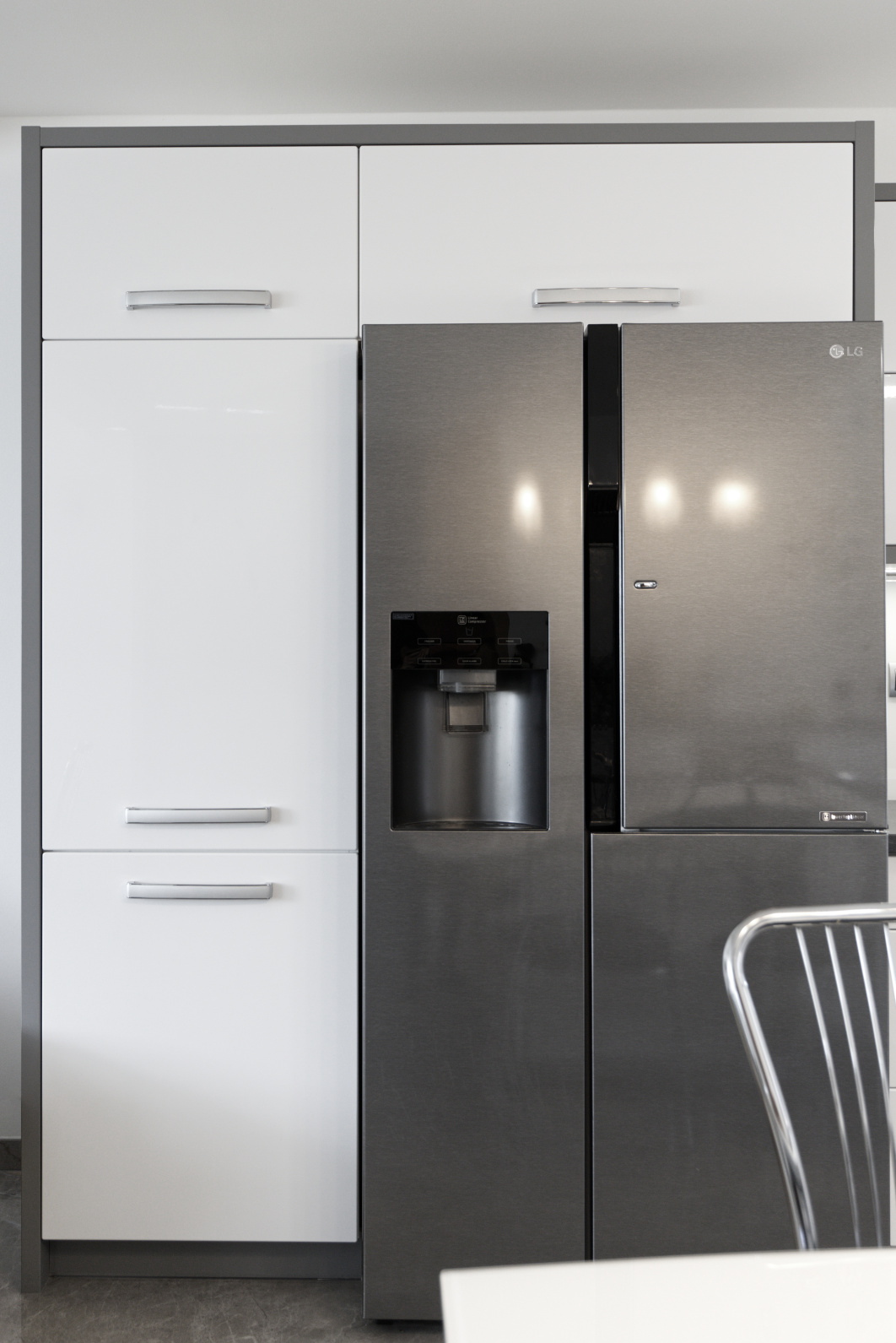 Kuchyňská linka vysoký lesk